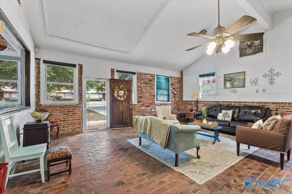 Huntsville, AL 35803,11026 Crestfield Drive