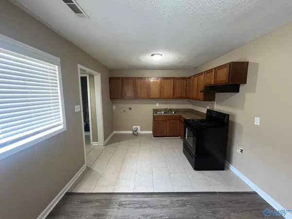 Decatur, AL 35601,1002 SW 6th Avenue