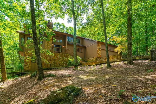Huntsville, AL 35803,1104 Summerwood Circle SE