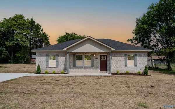 2714 Winchester Road NW, Huntsville, AL 35810