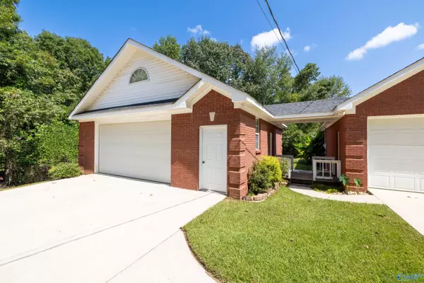 Hamilton, AL 35570,2000 Buttahatchee Drive