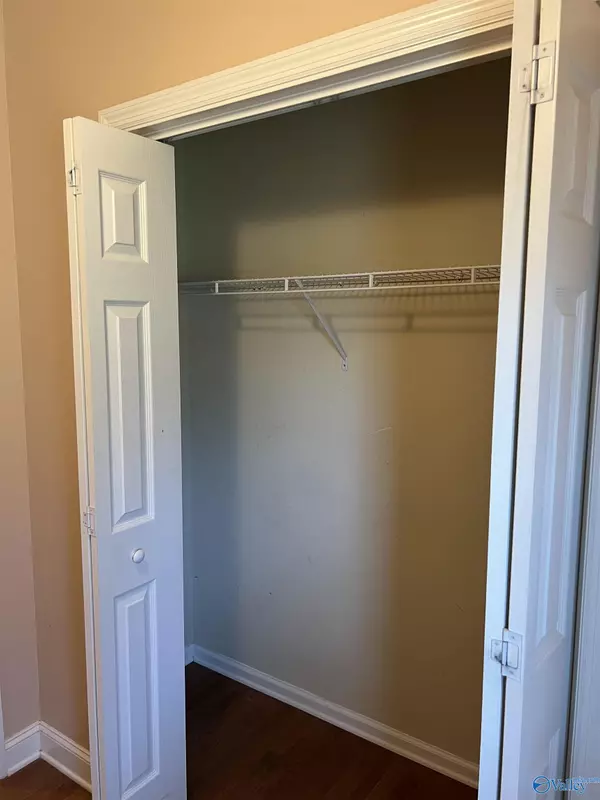 Athens, AL 35613,16293 Mooresville Road