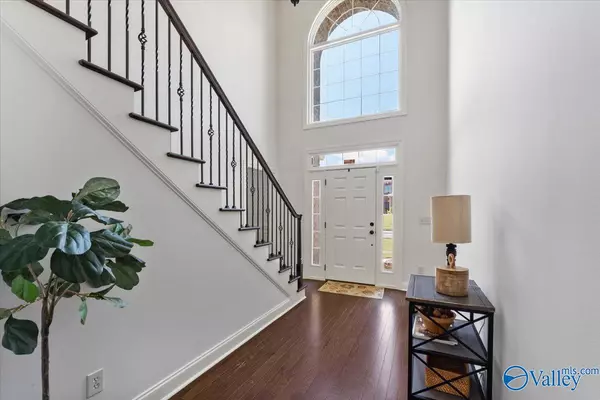 Owens Cross Roads, AL 35763,6709 Station View Drive