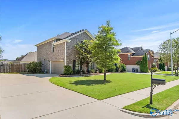 Owens Cross Roads, AL 35763,6709 Station View Drive