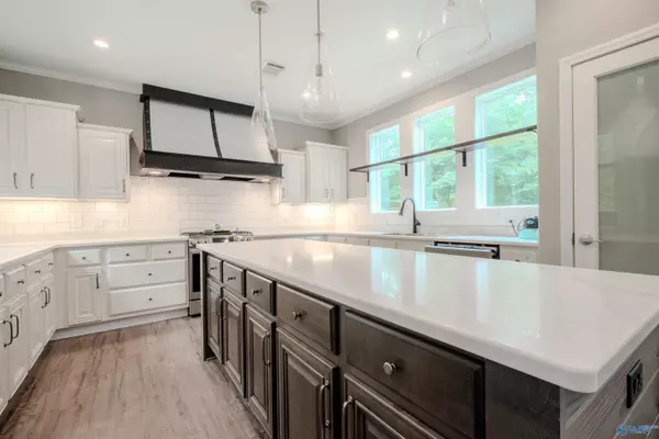 Vinemont, AL 35179,850 County Road 1212