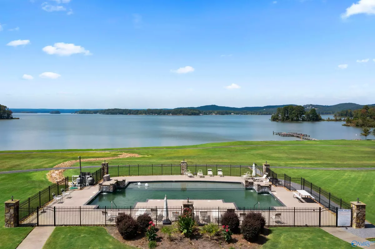 Cedar Bluff, AL 35959,3152 Dykes Bridge Road #406