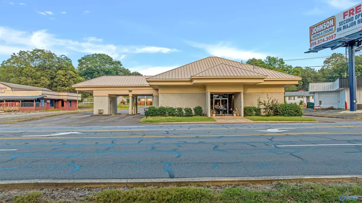 Scottsboro, AL 35768,1711 S Broad Street