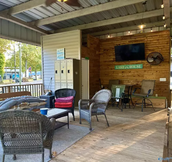 Cedar Bluff, AL 35959,9 County Road 131