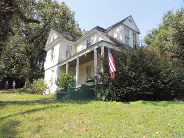 503 NW 2nd Street, Fort Payne, AL 35967