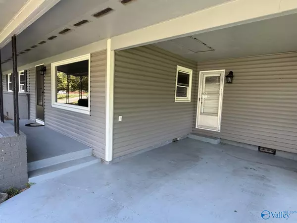 Madison, AL 35758,8119 Old Madison Pike