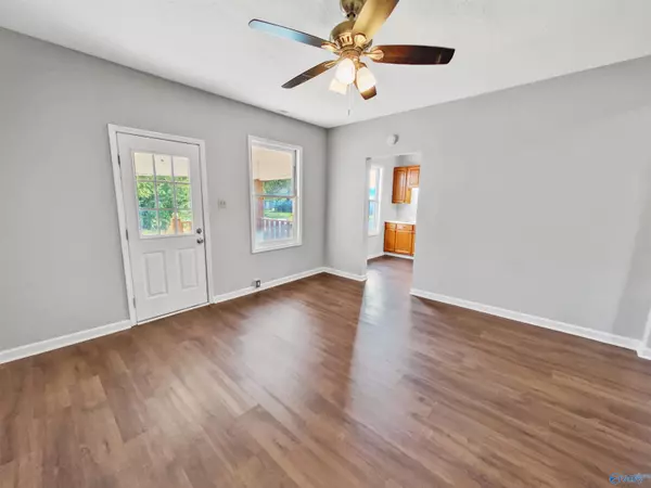 Gadsden, AL 35904,421 33rd Street N