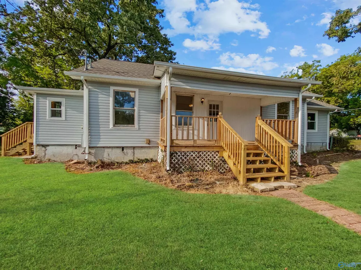 Gadsden, AL 35904,421 33rd Street N