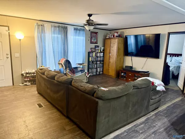 Gadsden, AL 35901,51 Boatfield Lane