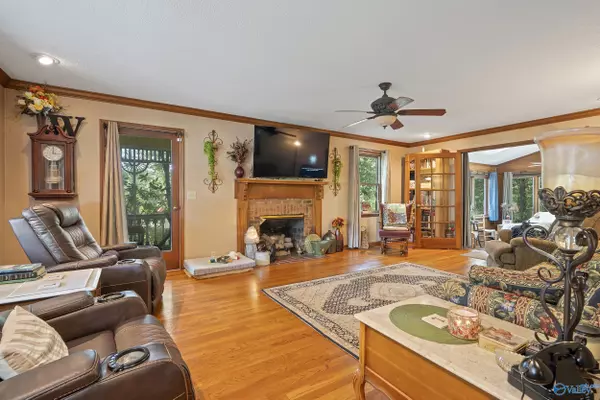 Scottsboro, AL 35769,206 Linwood Street