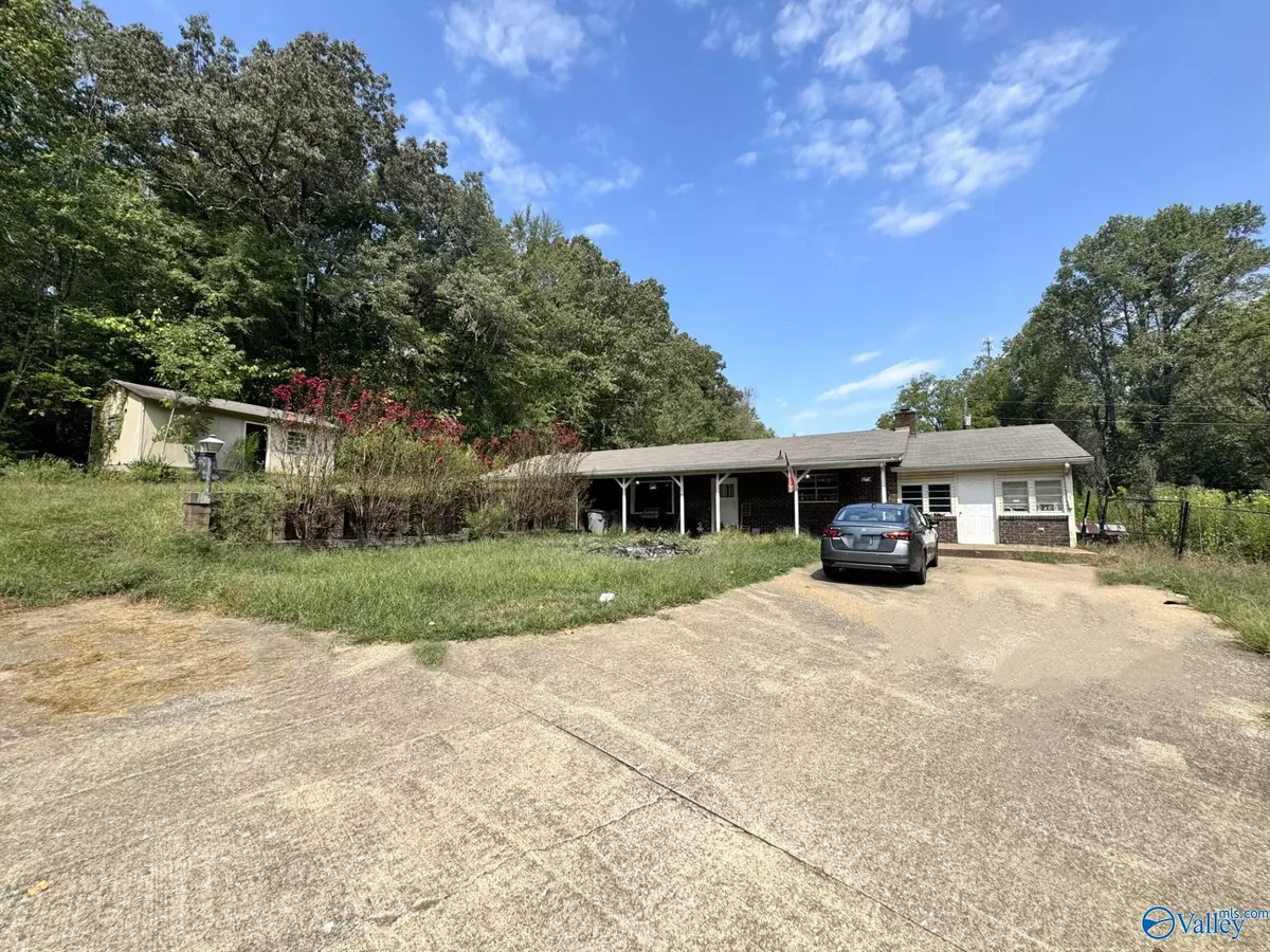 Florence, AL 35634,265 County Road 38