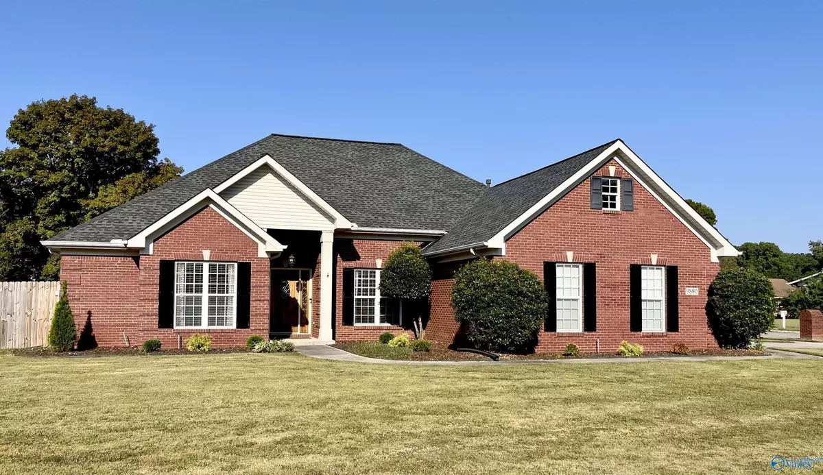 Huntsville, AL 35802,9880 SE Willow Cove Road SE