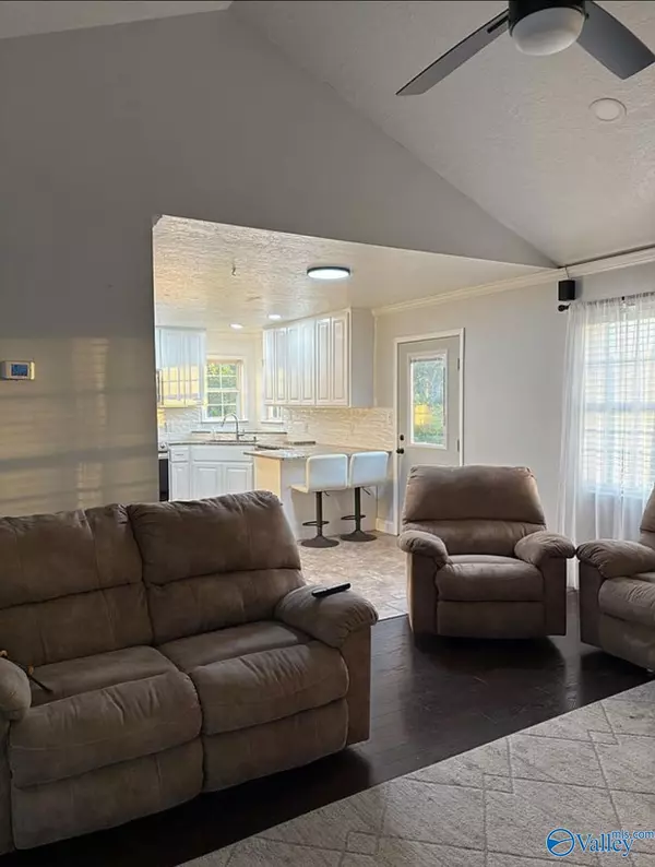 Hokes Bluff, AL 35903,2420 Cedar Ridge Circle