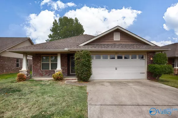 2654 Ashtynn Place SW, Huntsville, AL 35803