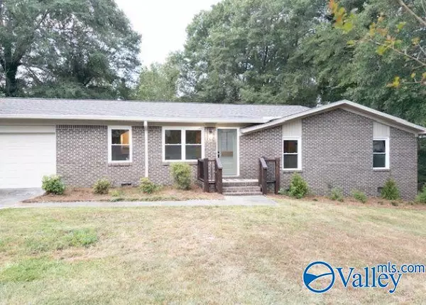 2130 Meadowood Drive, Southside, AL 35907