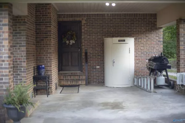 Moulton, AL 35650,12626 County Road 236