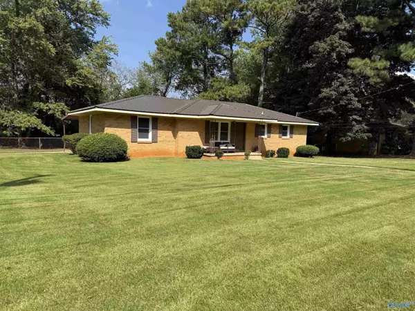 Huntsville, AL 35810,3116 Greenhill Drive