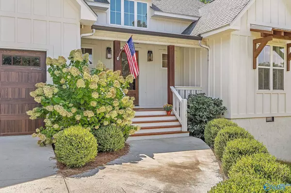 Guntersville, AL 35976,1211 Taylor Mill