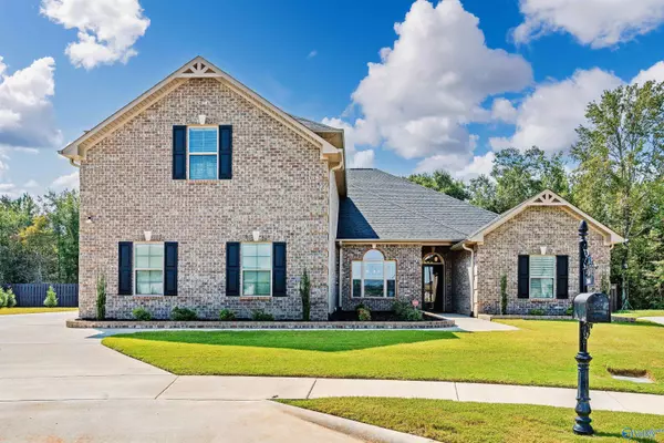 26061 Woodfield Drive, Athens, AL 35613