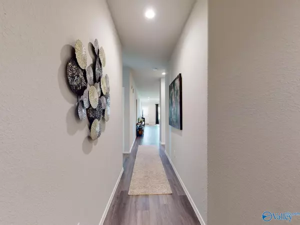 Decatur, AL 35603,4116 White River