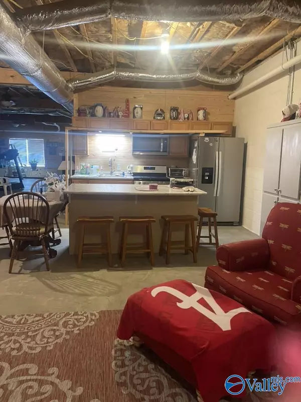 Arab, AL 35016,7501 County Road 1763