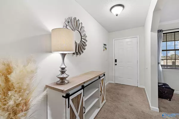 Boaz, AL 35957,5295 Horton Gap Road