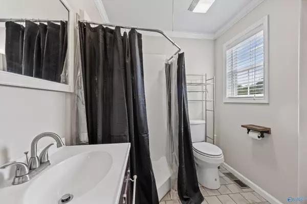 Athens, AL 35611,1201 West Washington Street