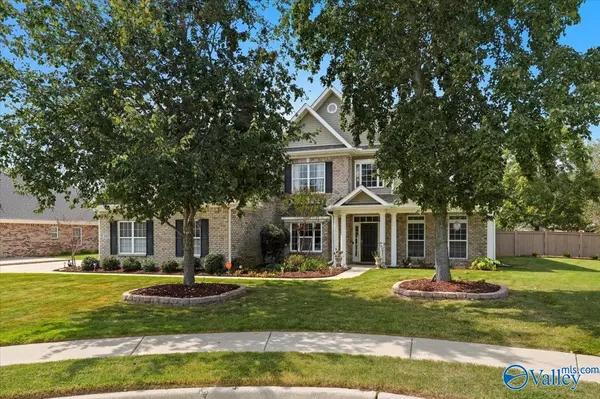 3102 Stone Path Lane SE, Owens Cross Roads, AL 35763