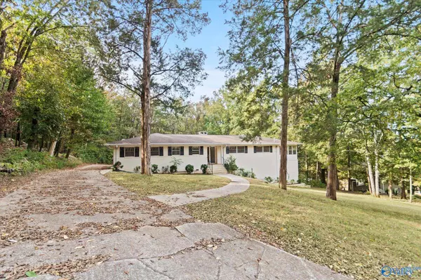 Huntsville, AL 35802,106 Jones Valley Drive SE