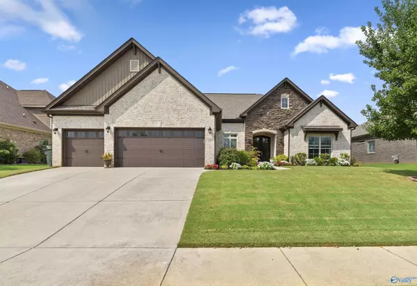 7528 Hadleigh Crest, Owens Cross Roads, AL 35763