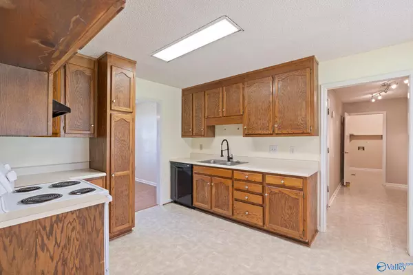 Hazel Green, AL 35750,584 Charity Lane