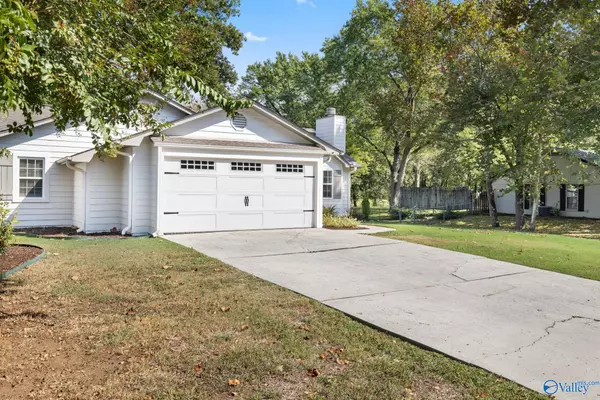 Huntsville, AL 35803,9742 Wallwood Drive SE