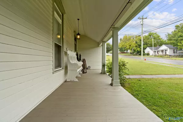 Fayetteville, TN 37334,214 Washington Street W