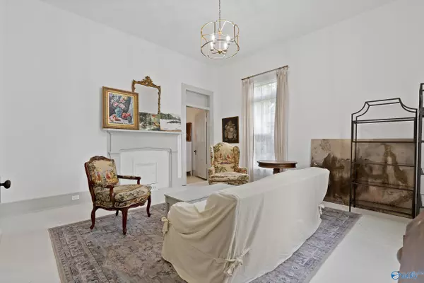 Fayetteville, TN 37334,214 Washington Street W