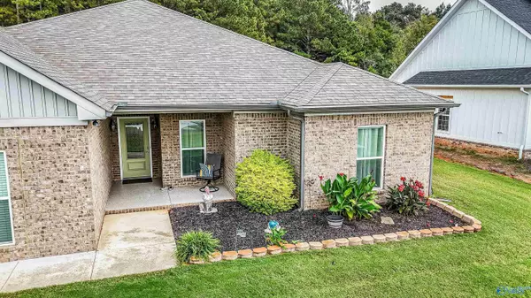 Scottsboro, AL 35769,65 Betty Way