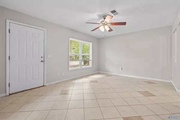 Huntsville, AL 35810,6313 Sandia Boulevard NW