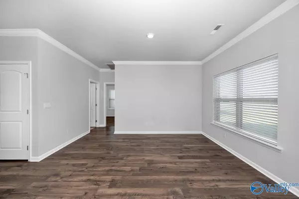 Athens, AL 35613,26499 Riparian Drive