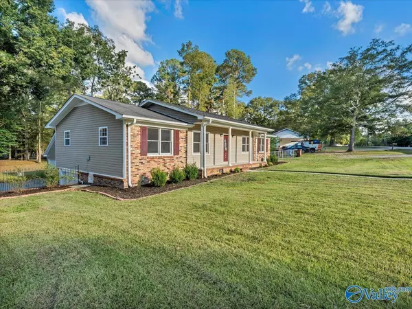 Hartselle, AL 35640,308 Hampton Road NW