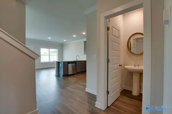 Huntsville, AL 35806,7203 Chatfield Way NW