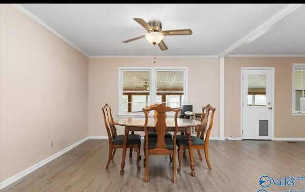 Huntsville, AL 35805,3809 Saturn Drive SW