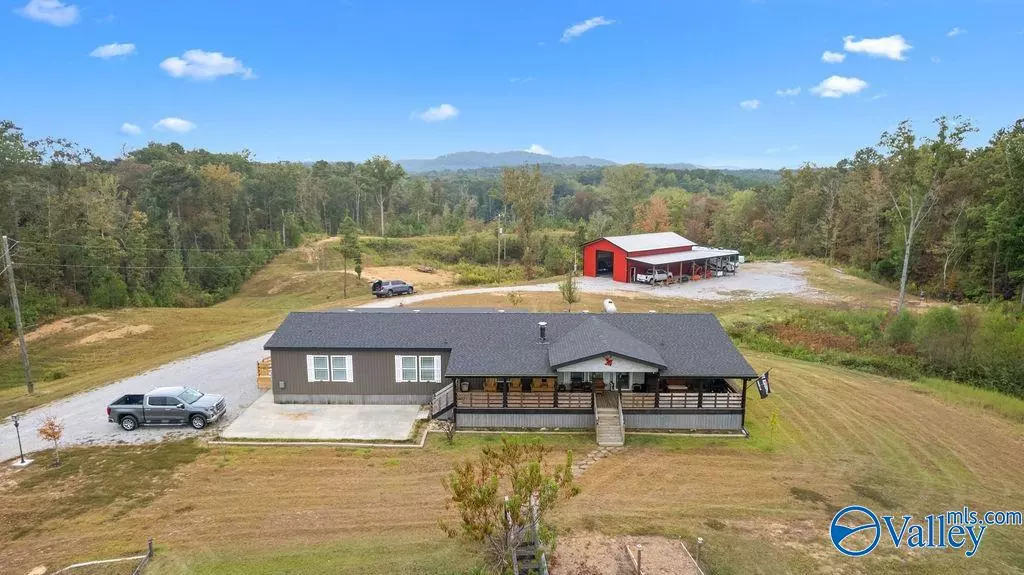 Ohatchee, AL 36271,606 Red Eagle Road