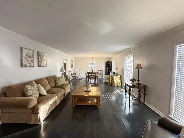 Attalla, AL 35954,616 5th Street NW