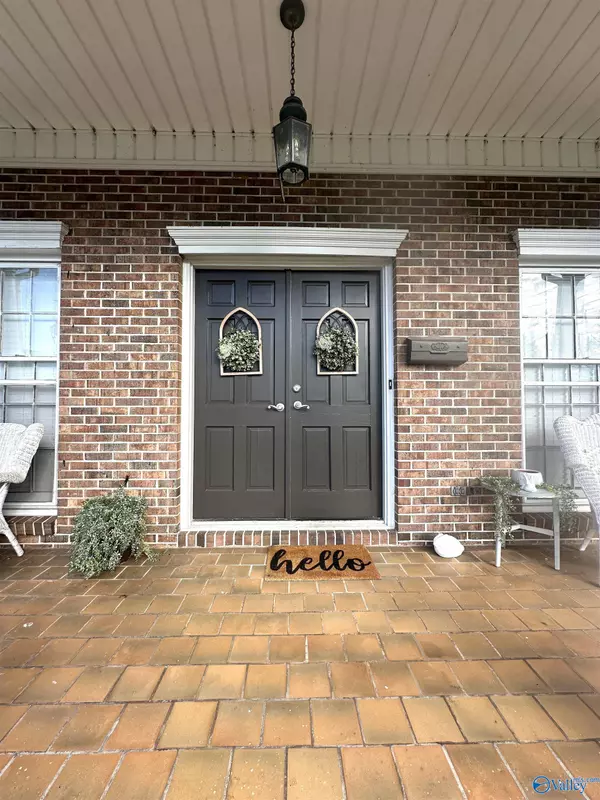 Attalla, AL 35954,616 5th Street NW