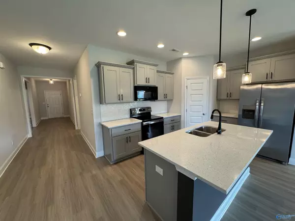 Athens, AL 35613,16688 Demi Drive