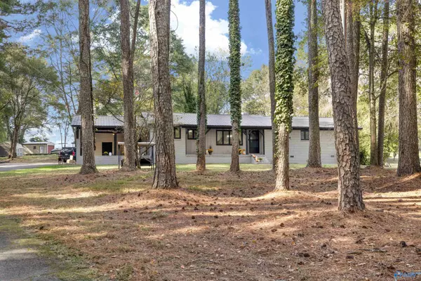 Boaz, AL 35957,80 Garden Lane