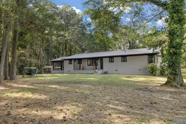 Boaz, AL 35957,80 Garden Lane